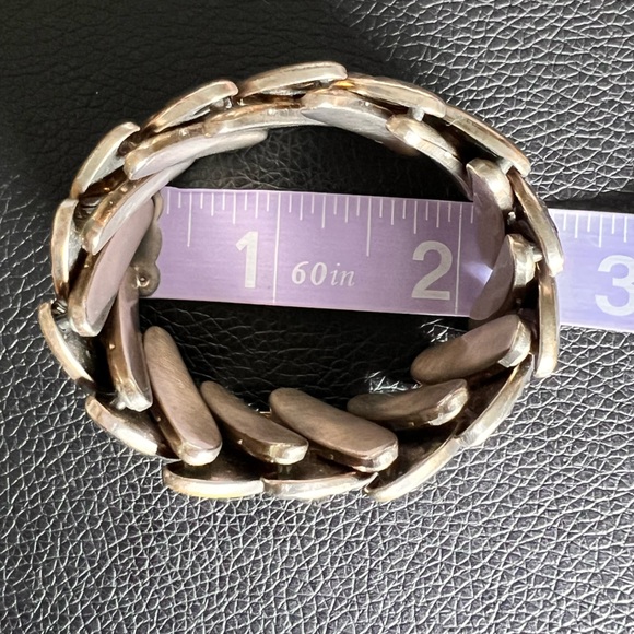 Vintage Expansion Bracelet Silver Tone Embossed Design S Links - Picture 4 of 5